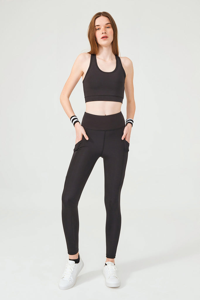 Black Elevate Bra S & Caramel Solid Seamless Leggings S - Athletic apparel